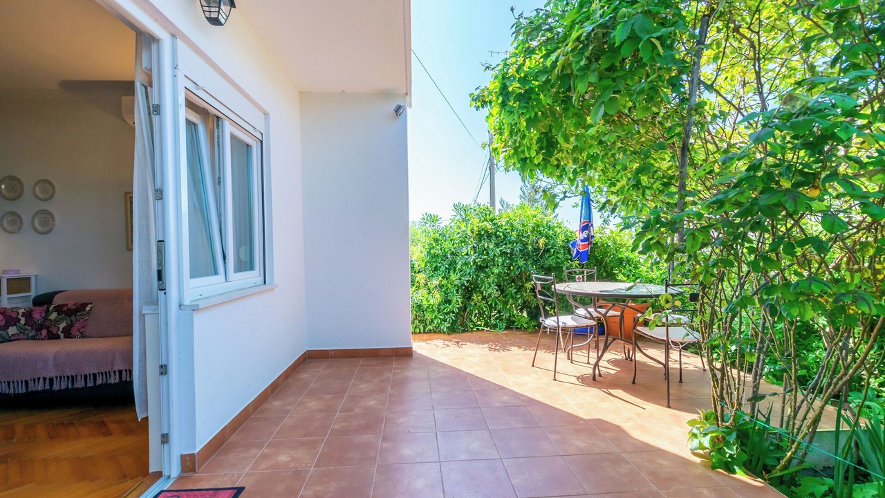 Photo of Patio Balcony in Rab