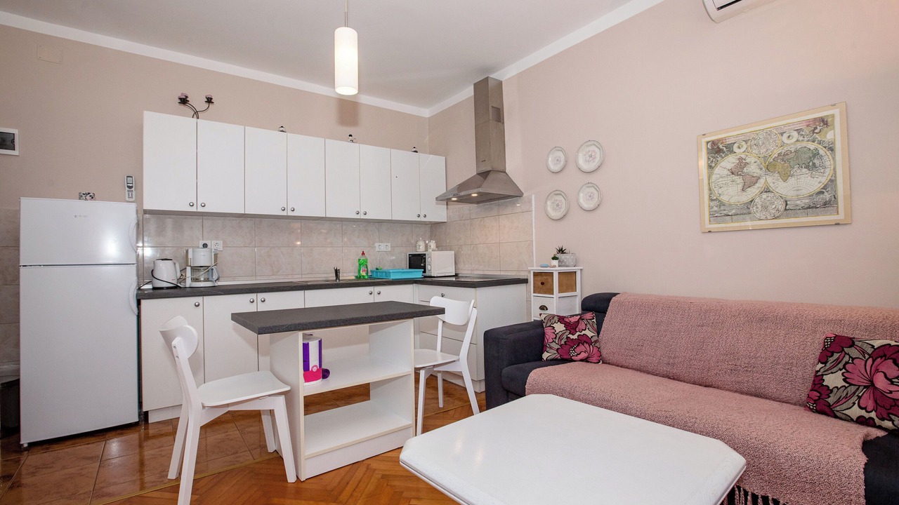 Photo of Livingroom in Rab