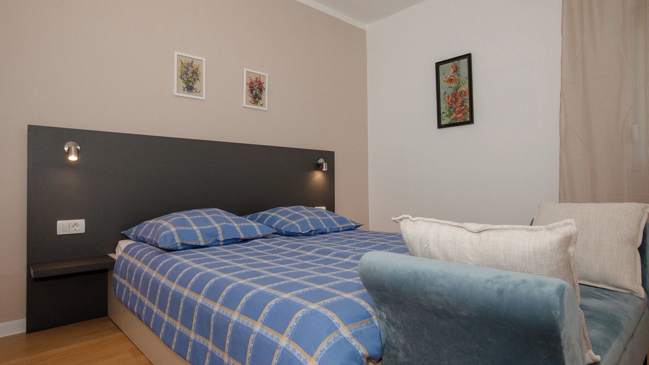 Photo of Bedroom in Rab