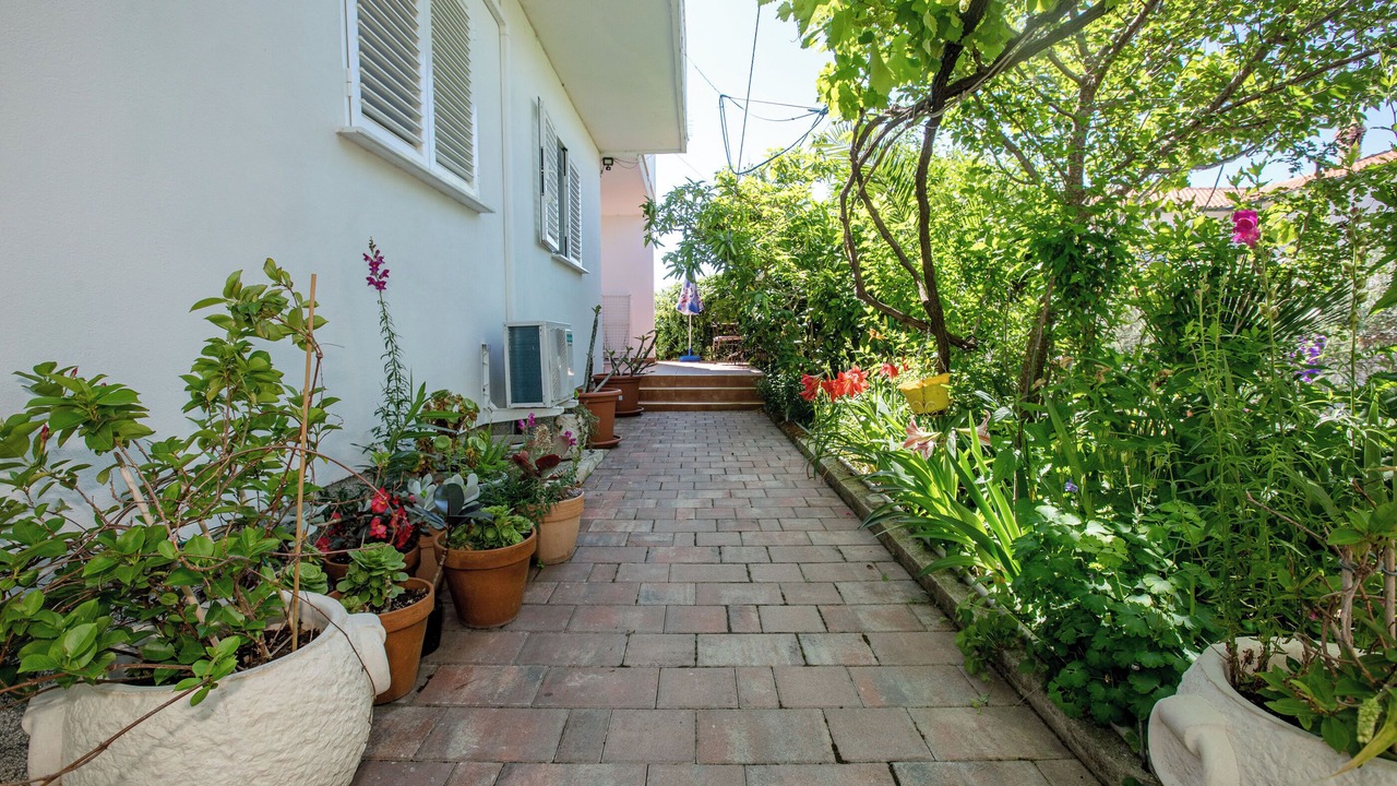Photo of Patio Balcony in Rab