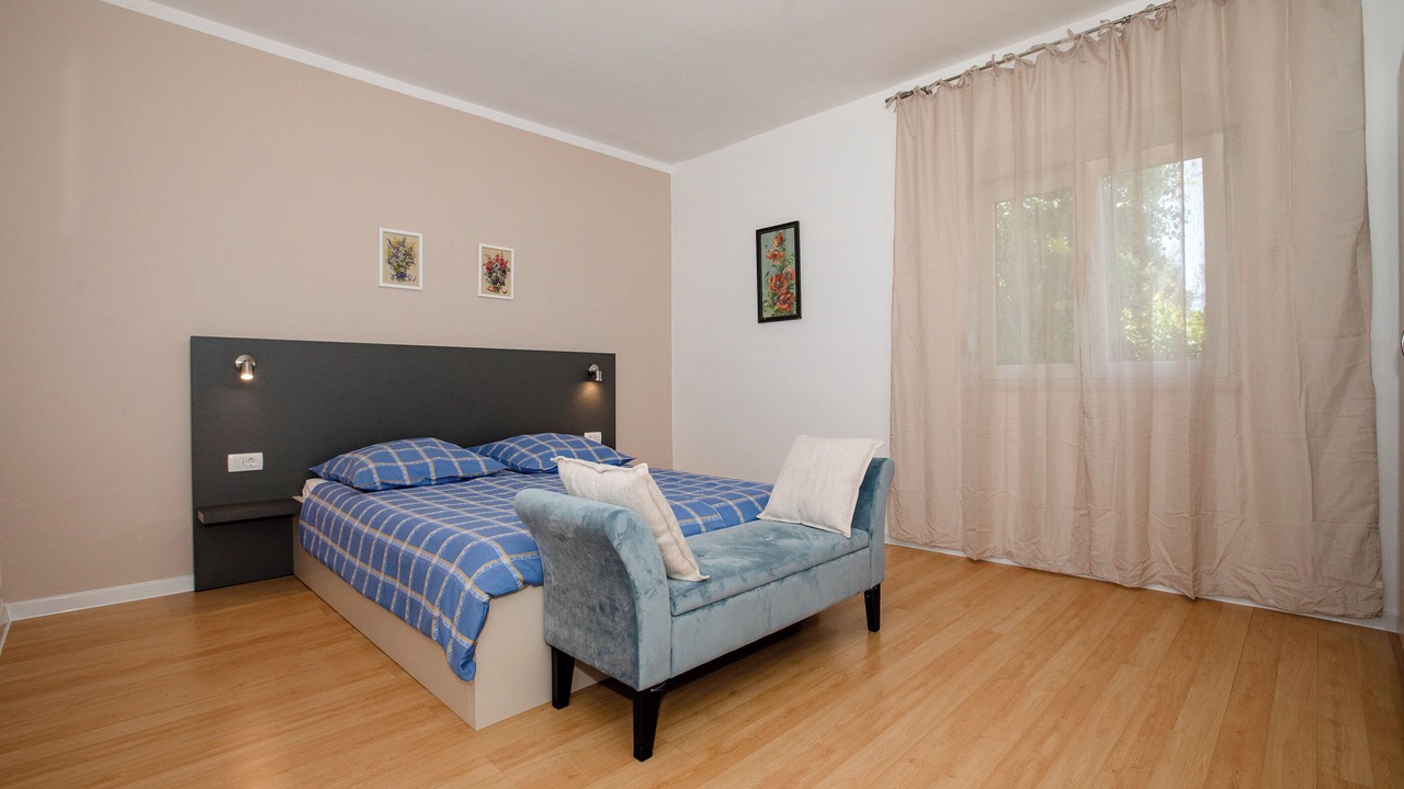 Photo of Bedroom in Rab