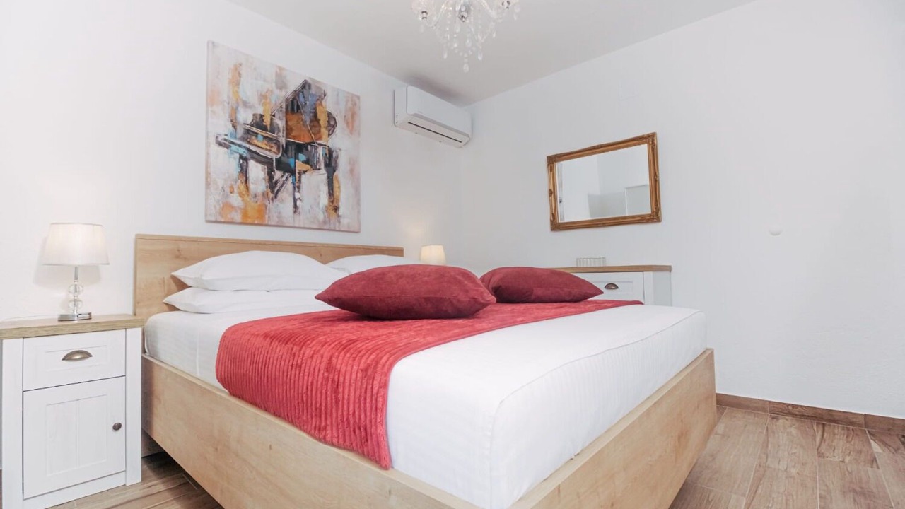 Photo of Bedroom in Okrug Donji