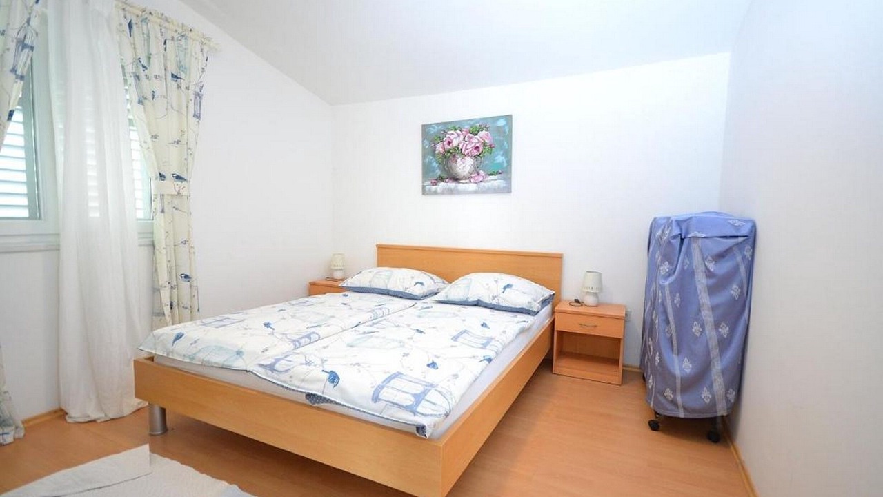 Photo of Bedroom in Srima