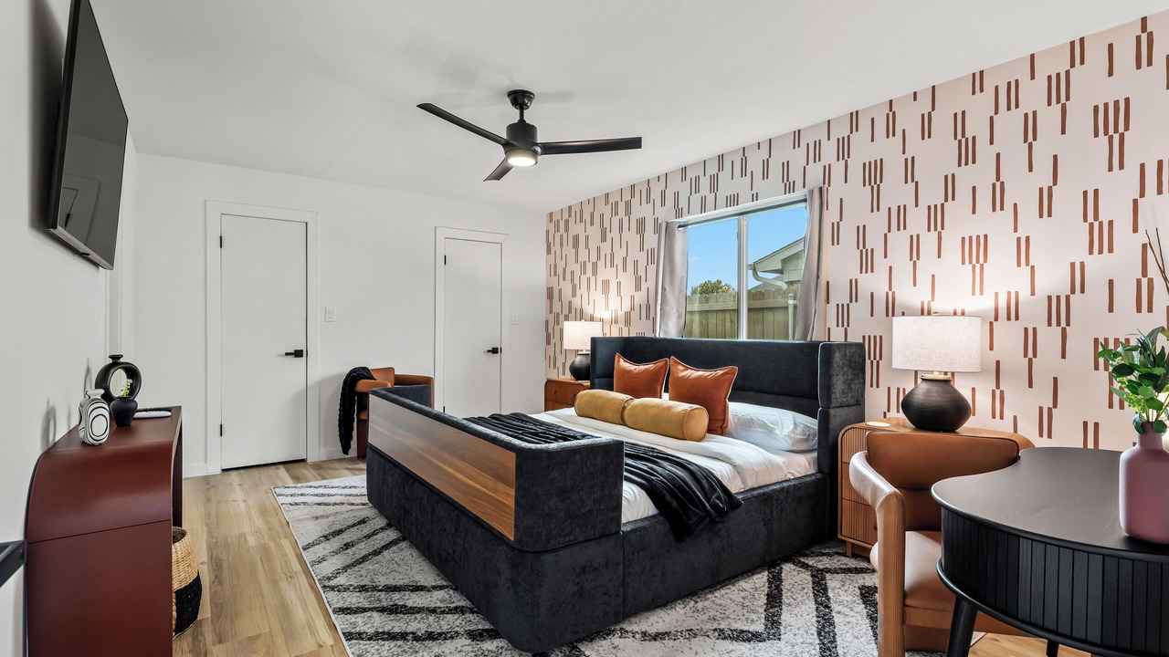Photo of Bedroom in The Colony