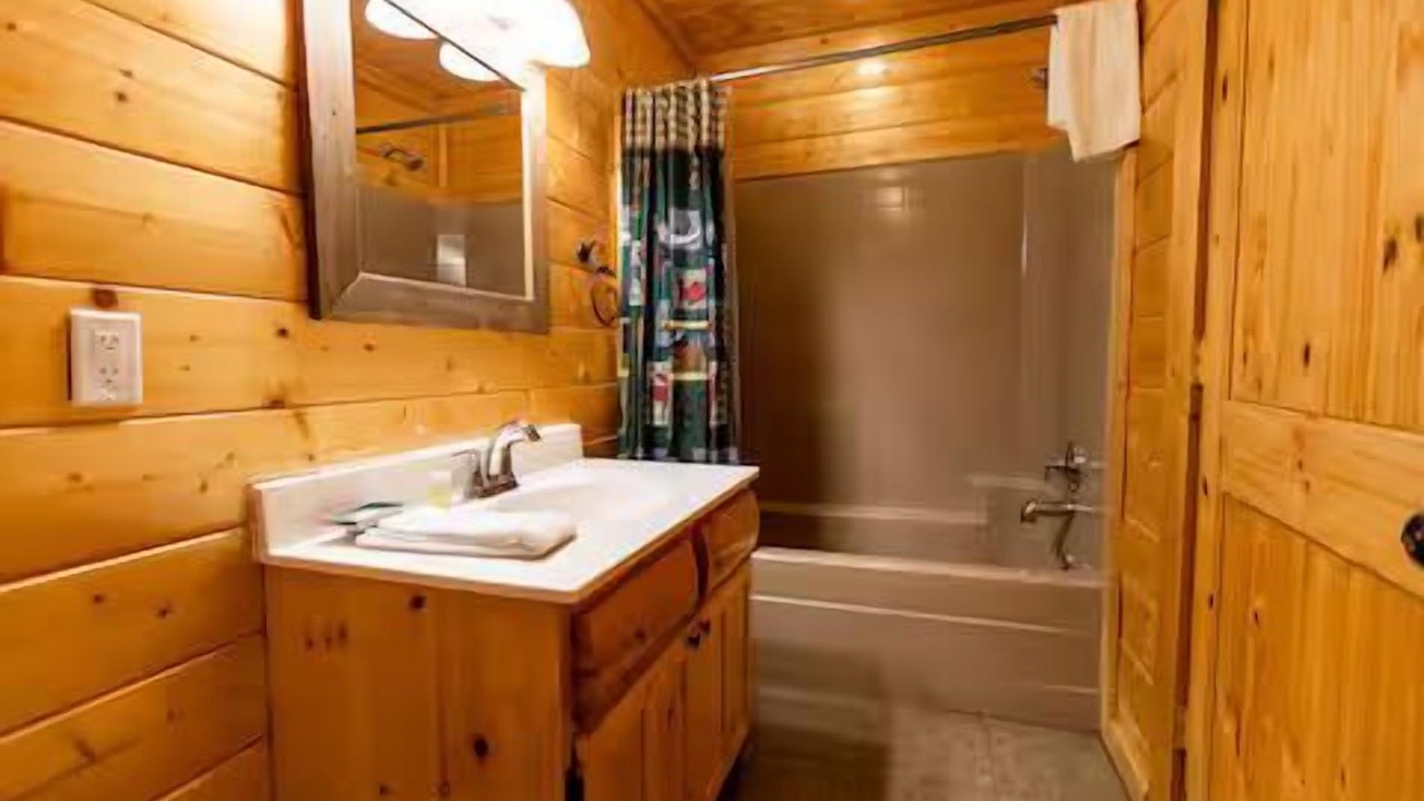 Photo of Bathroom in Pigeon Forge