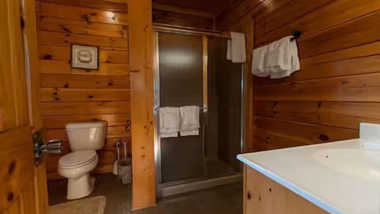 Photo of Bathroom in Pigeon Forge