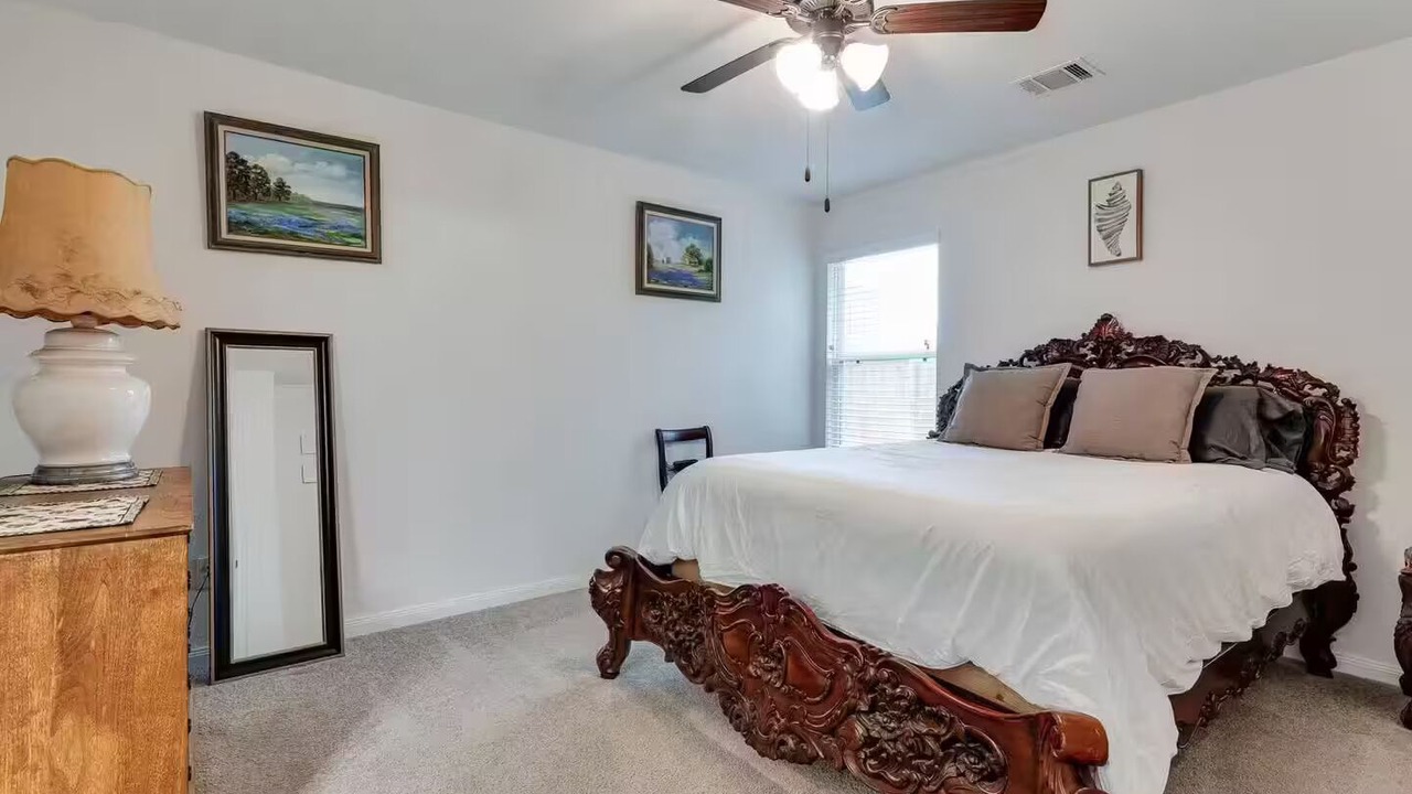 Photo of Bedroom in Willis