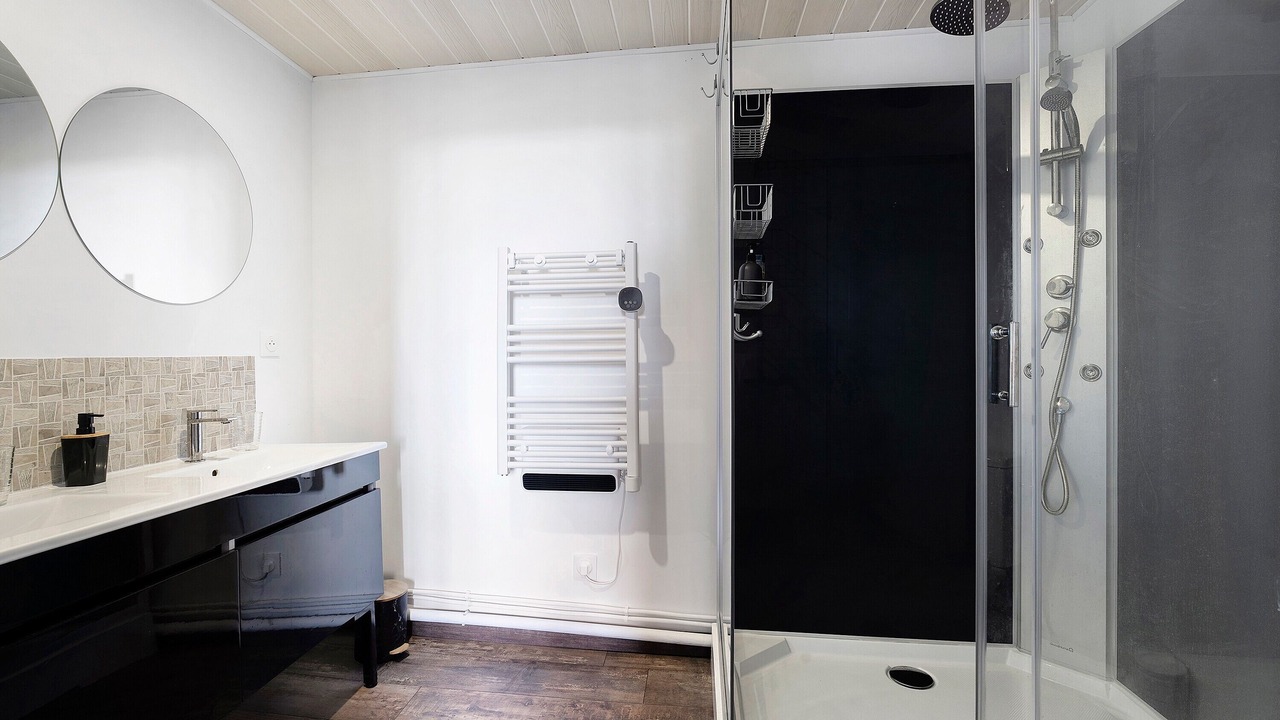 Photo of Bathroom in Frossay