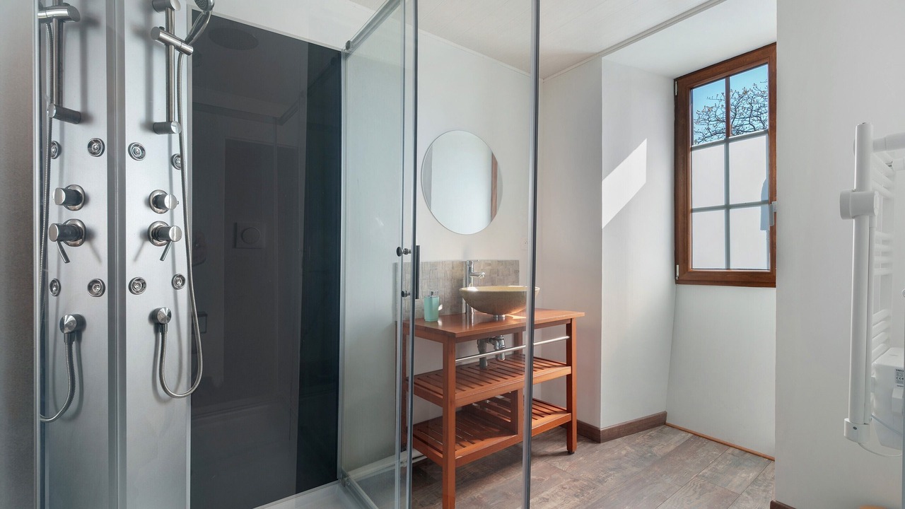 Photo of Bathroom in Frossay
