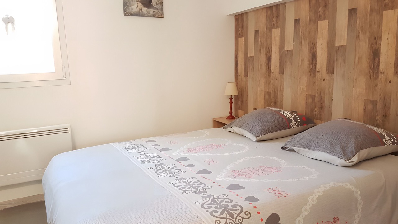 Photo of Bedroom in Pierrelatte