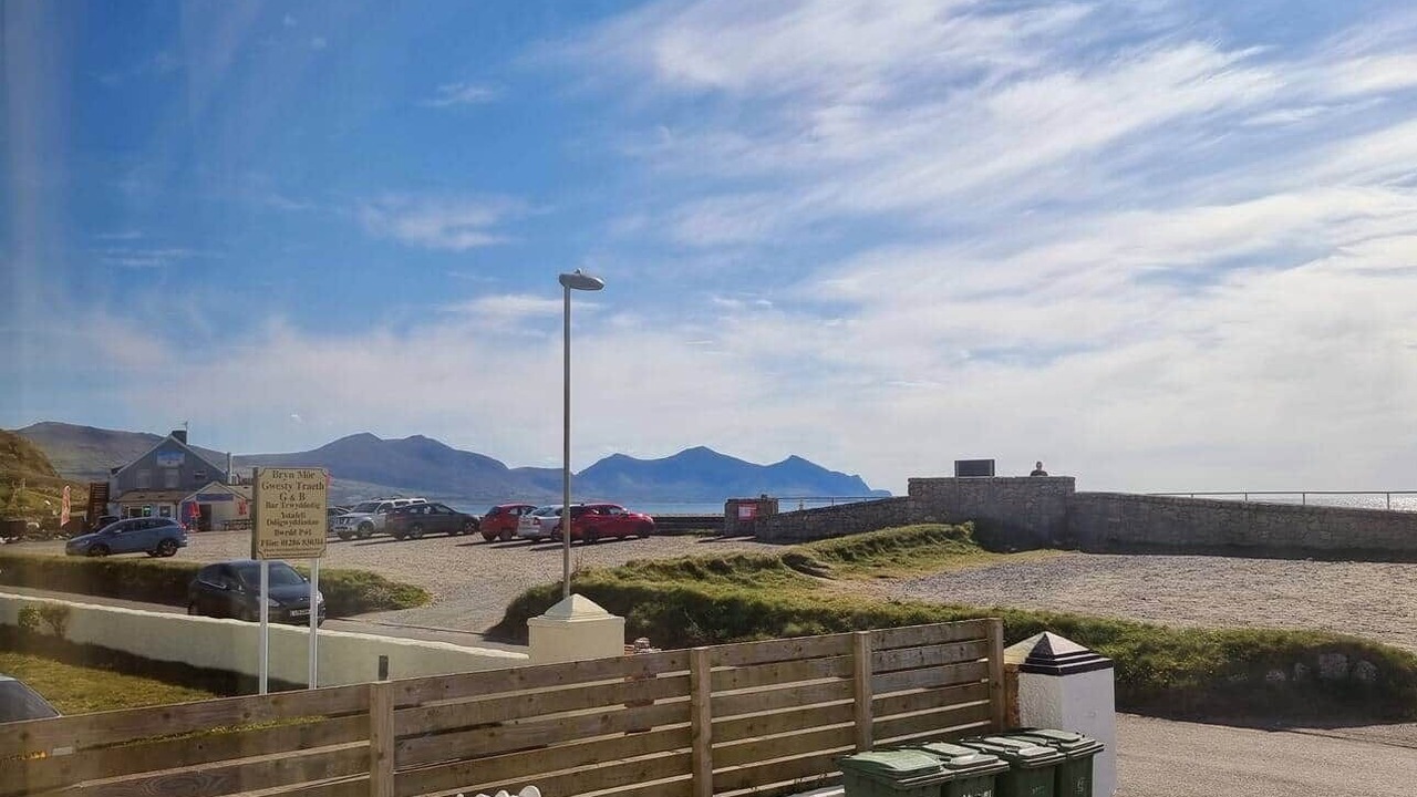 Photo of Outdoor in Dinas Dinlle