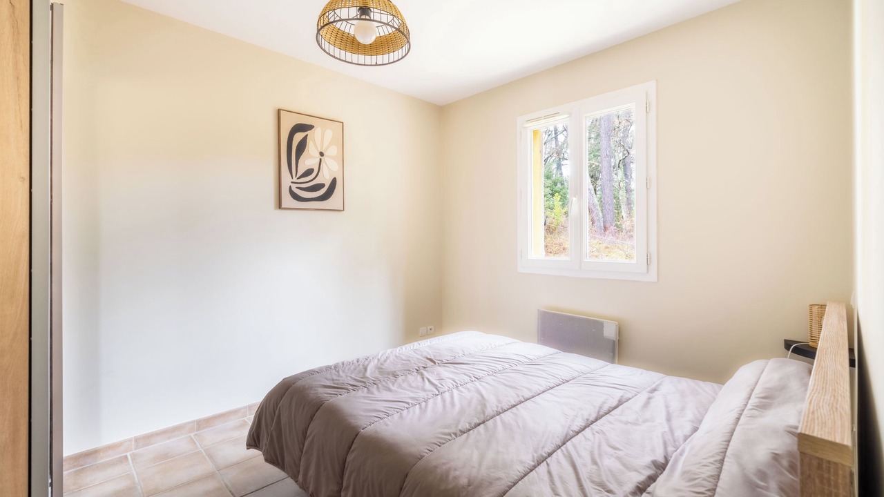 Photo of Bedroom in Salavas