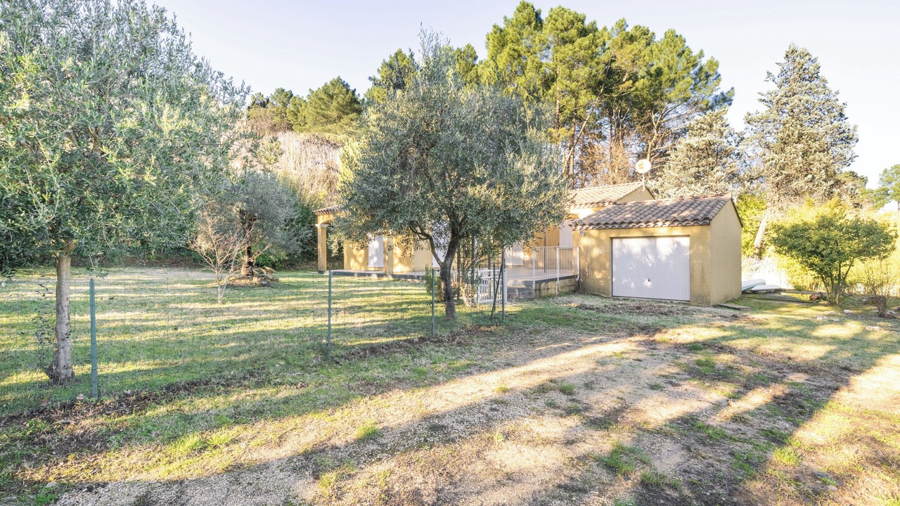 Photo of Outdoor in Salavas