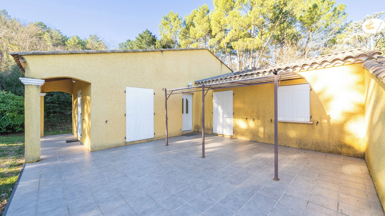 Photo of Outdoor in Salavas