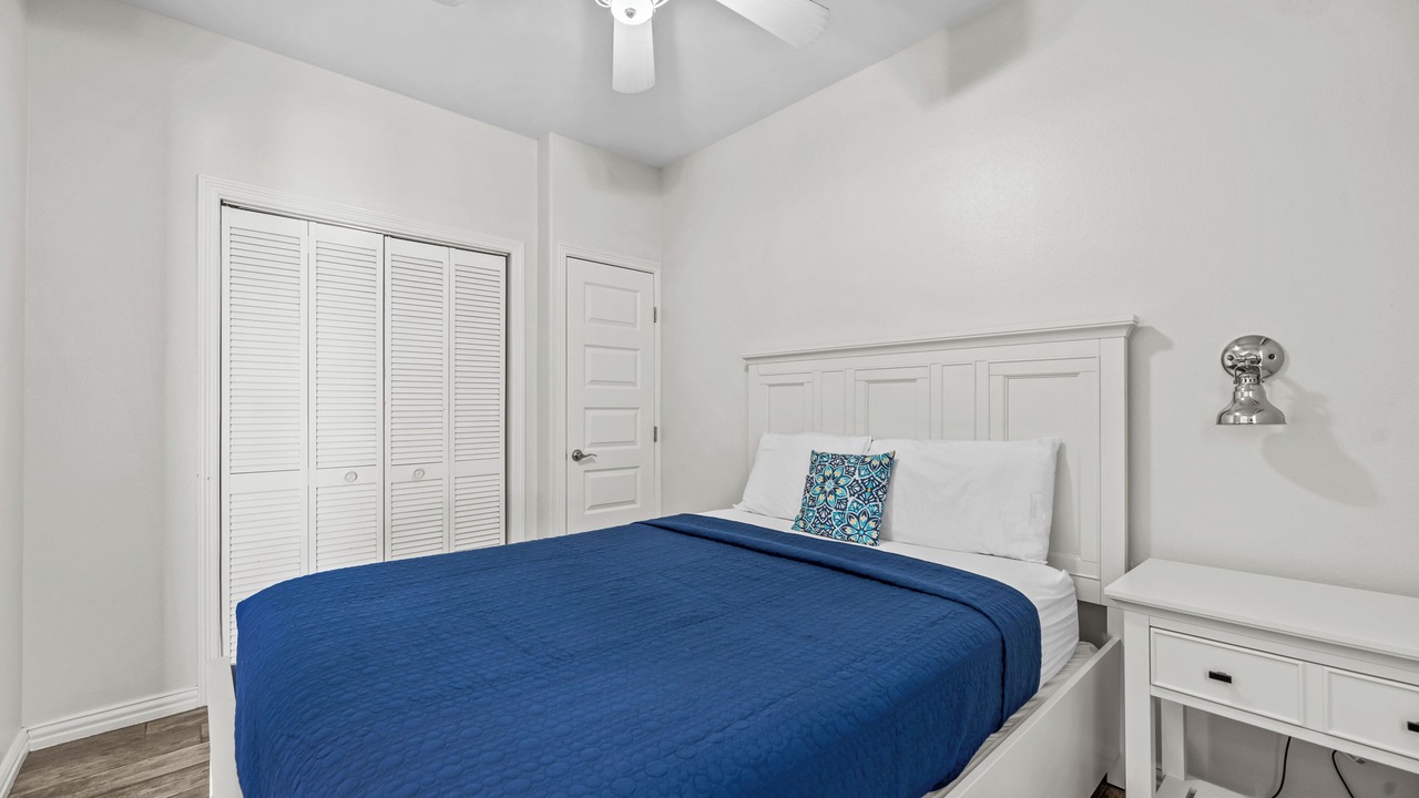 Photo of Bedroom in North Beach