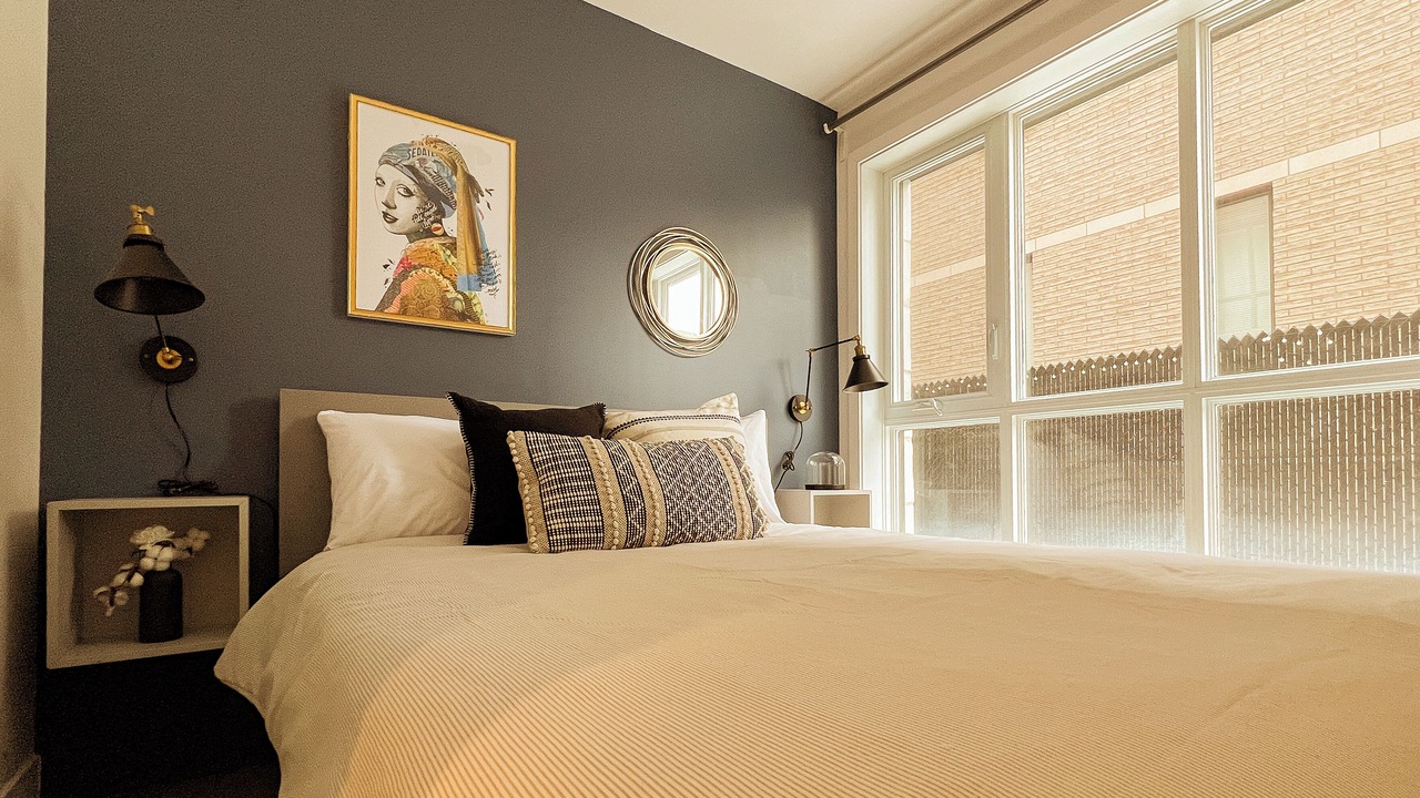 Photo of Bedroom in Cote-Des-Neiges—Notre-Dame-De-Grace