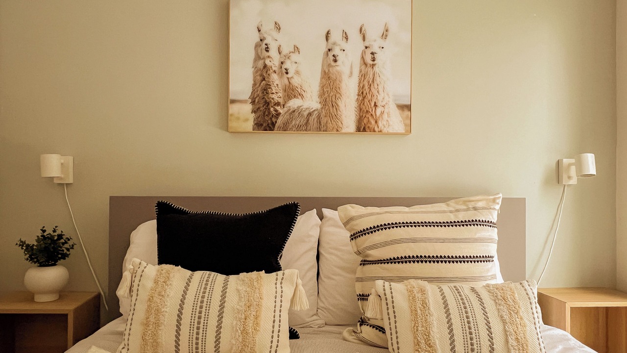 Photo of Bedroom in Cote-Des-Neiges—Notre-Dame-De-Grace