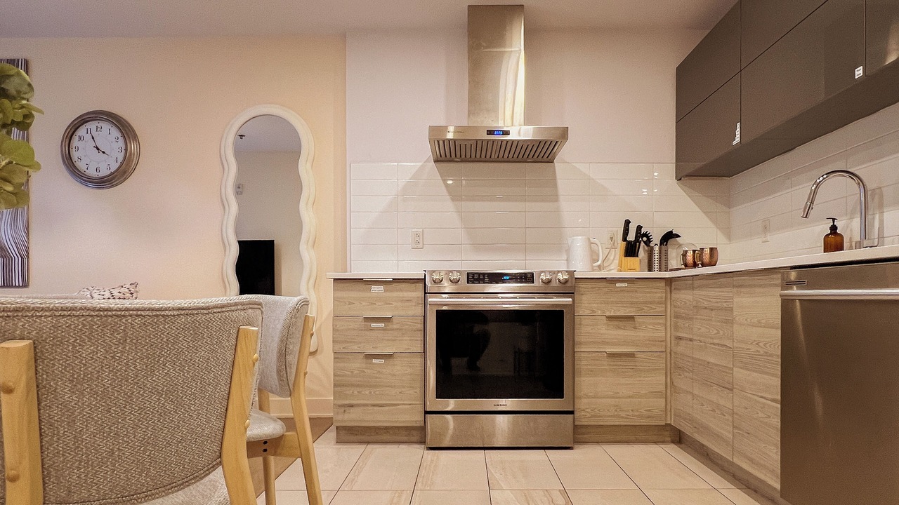 Photo of Kitchen in Cote-Des-Neiges—Notre-Dame-De-Grace