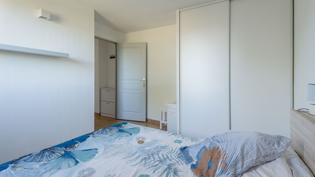Photo of Bedroom in Homps