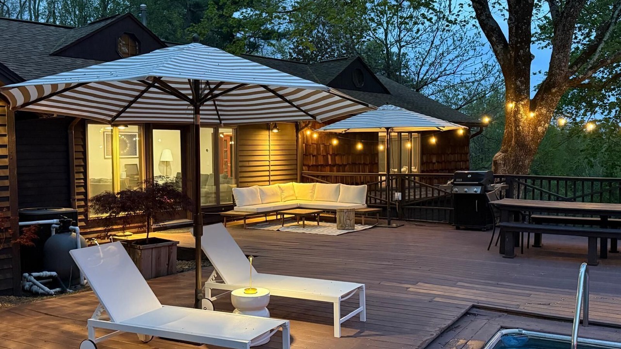 Photo of Outdoor in Kingston