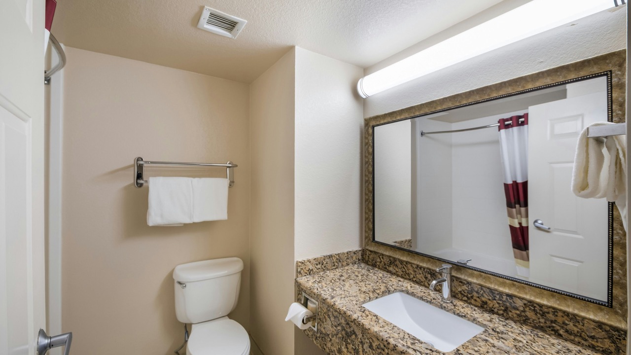 Photo of Bathroom in Manor