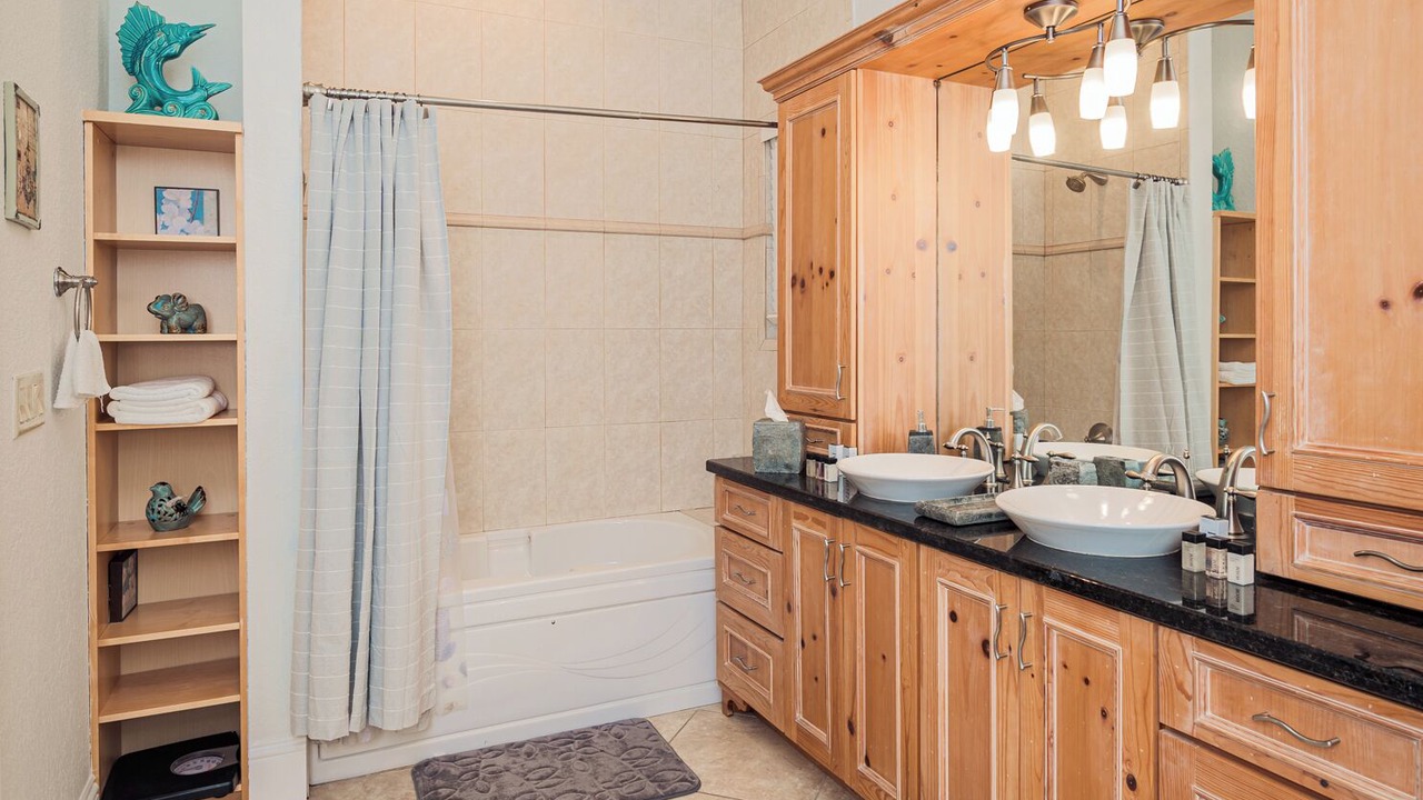 Photo of Bathroom in North Beach