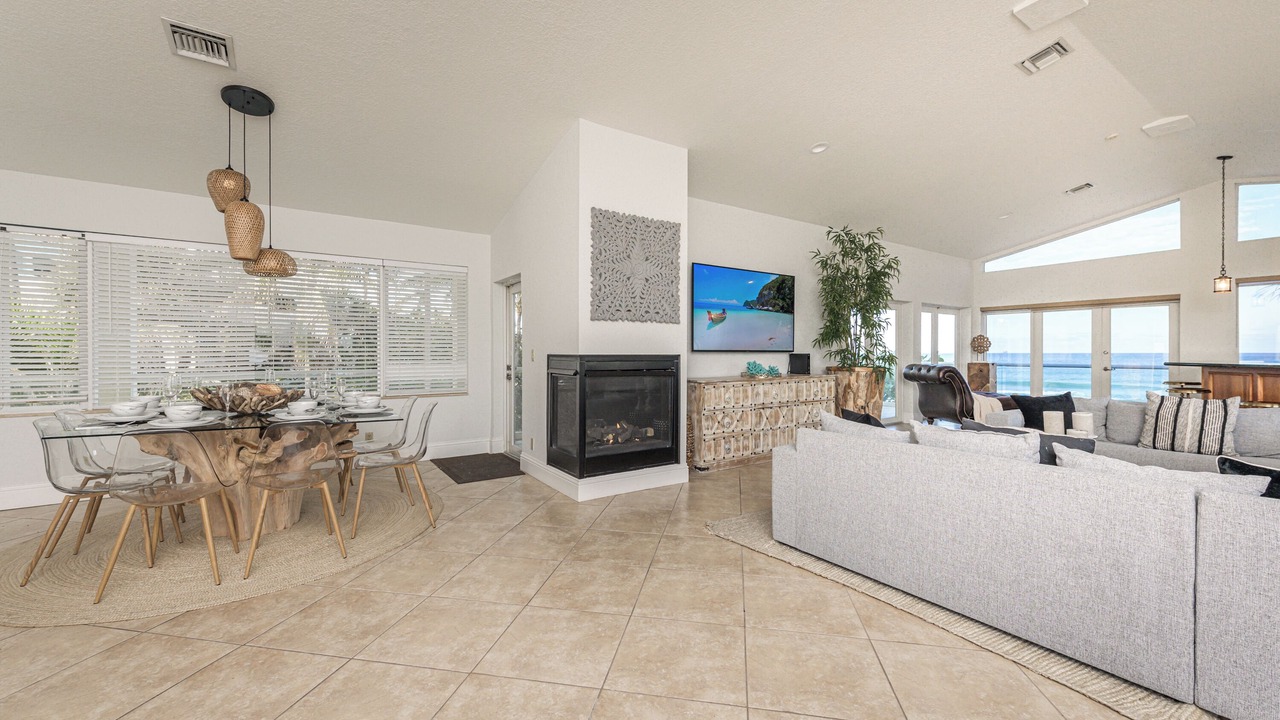 Photo of Livingroom in North Beach