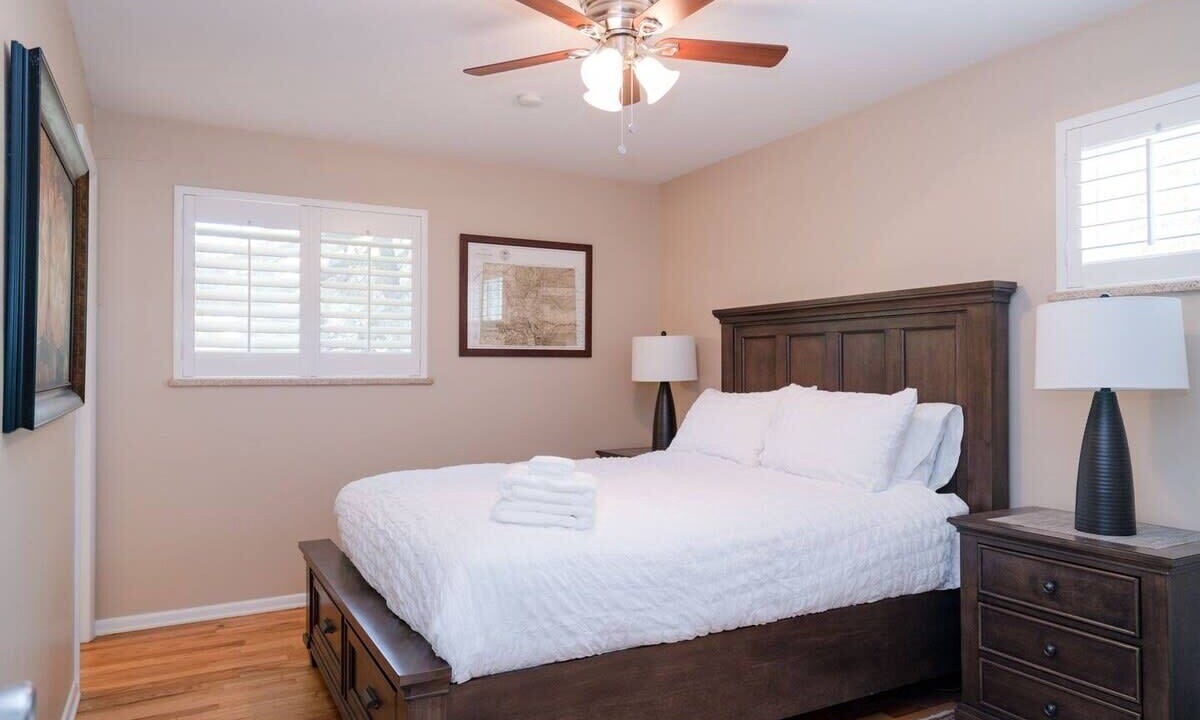 Photo of Bedroom in Castlewood