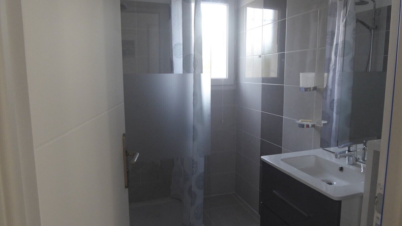 Photo of Bathroom in Villelongue-dels-Monts