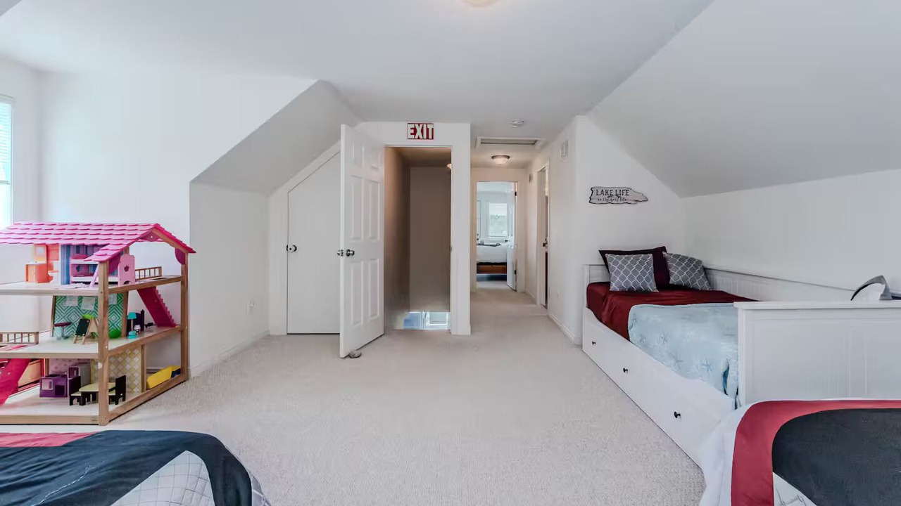 Photo of Bedroom in Lion's Head