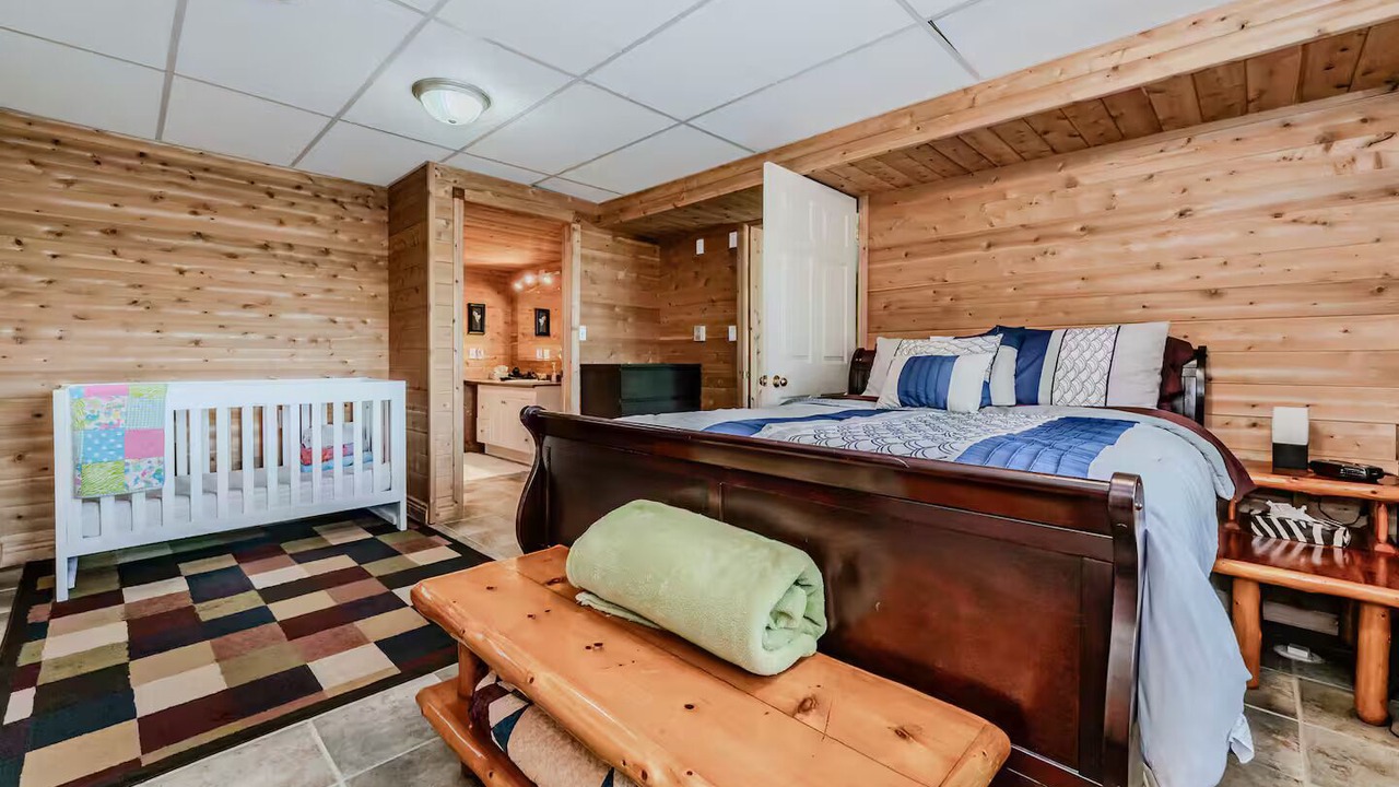Photo of Bedroom in Lion's Head