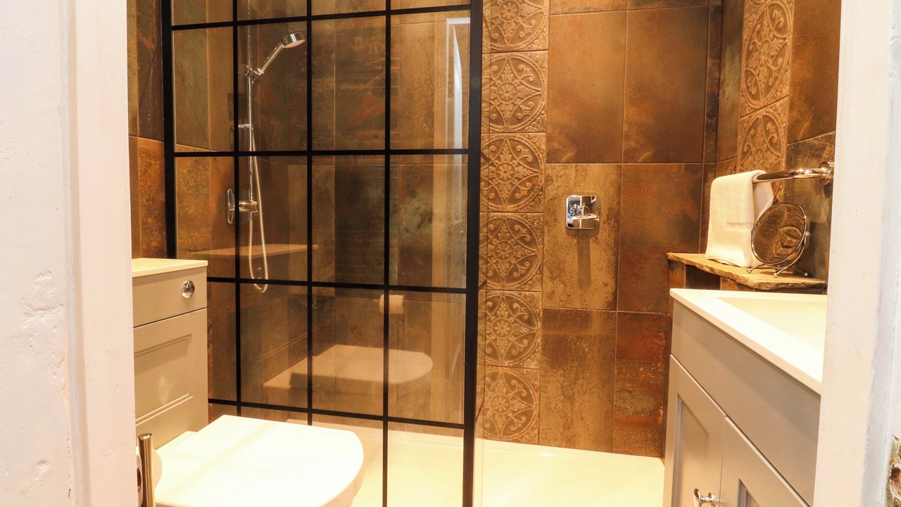 Photo of Bathroom in Giggleswick