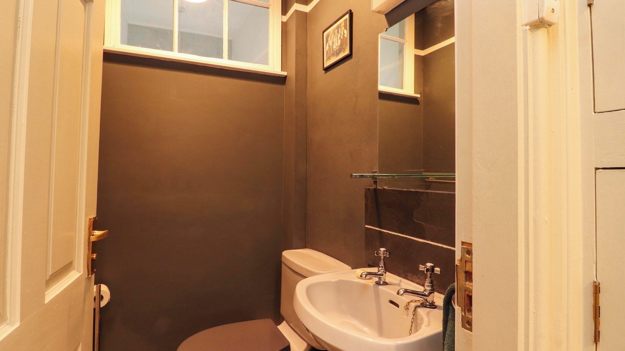 Photo of Bathroom in Giggleswick