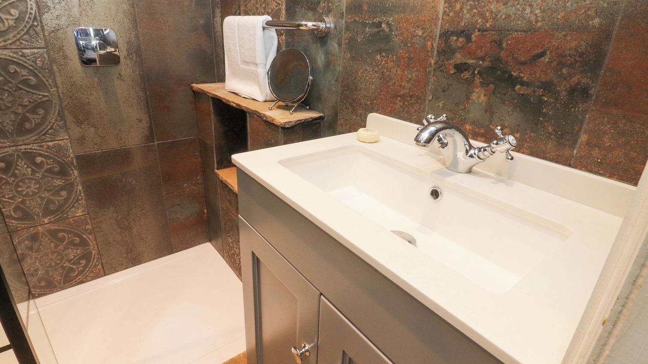 Photo of Bathroom in Giggleswick