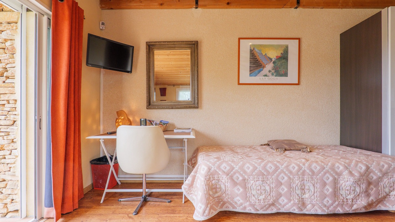Photo of Bedroom in Saint-Remeze