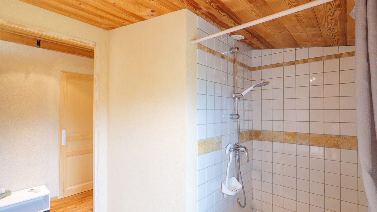 Photo of Bathroom in Saint-Remeze