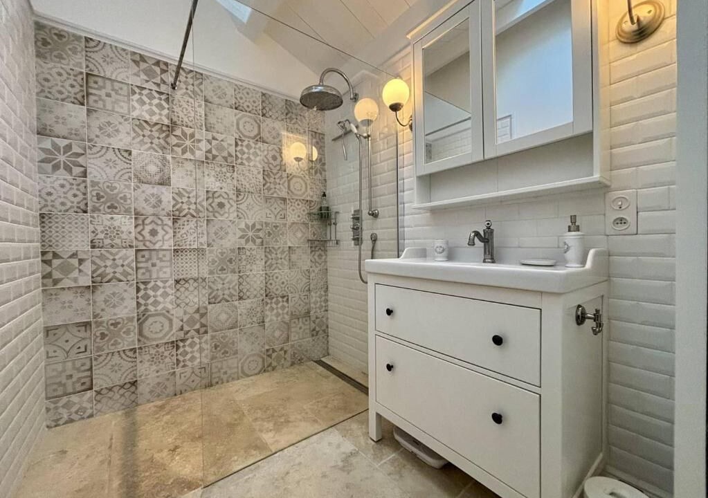 Photo of Bathroom in La Bree-les-Bains