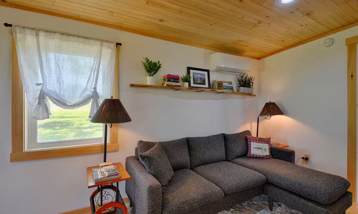 Photo of Livingroom in Hammond