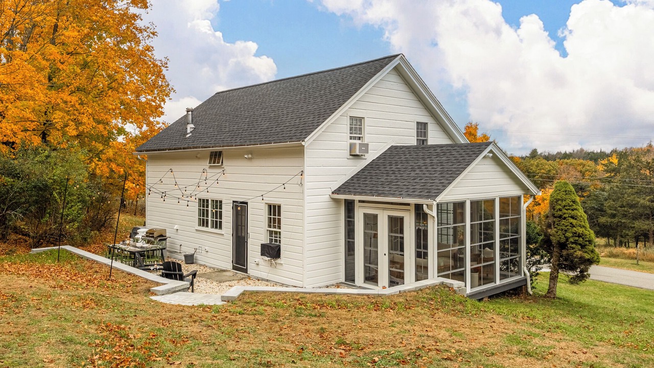 Photo of Outdoor in Hollowville