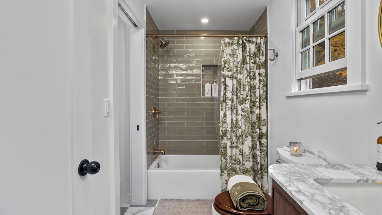 Photo of Bathroom in Hollowville