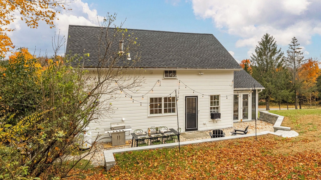 Photo of Outdoor in Hollowville
