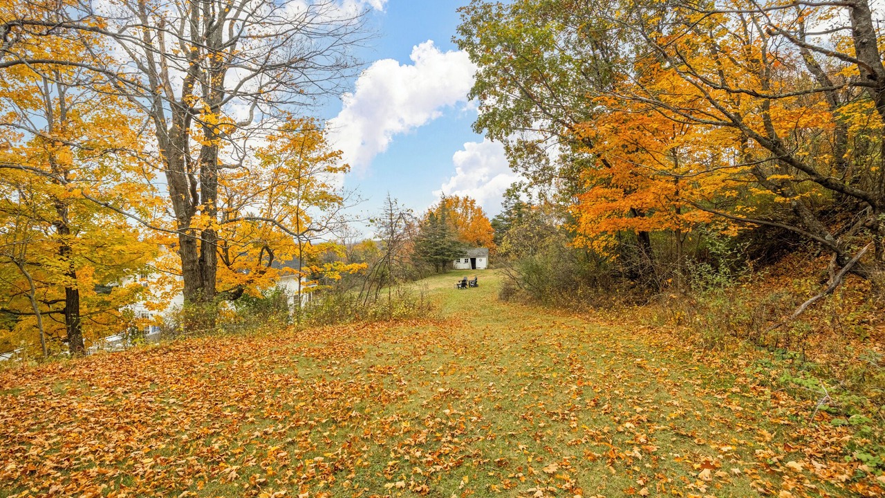 Photo of Others in Hollowville