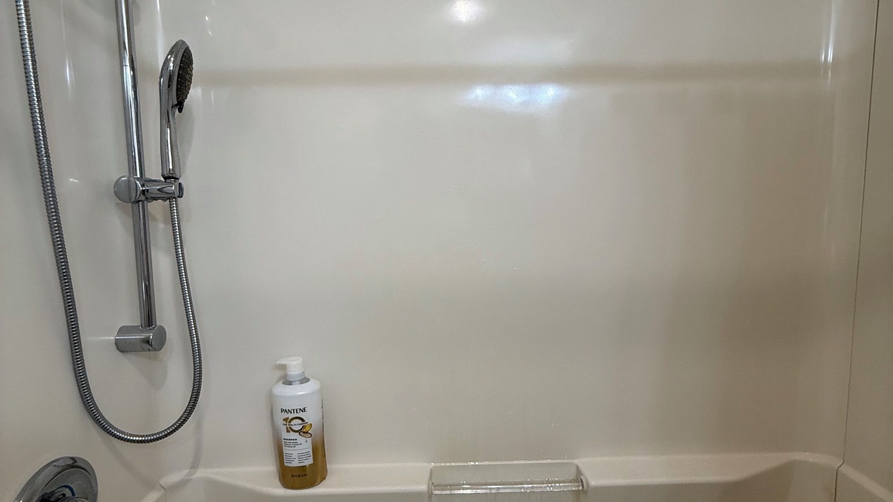 Photo of Bathroom in Runnemede