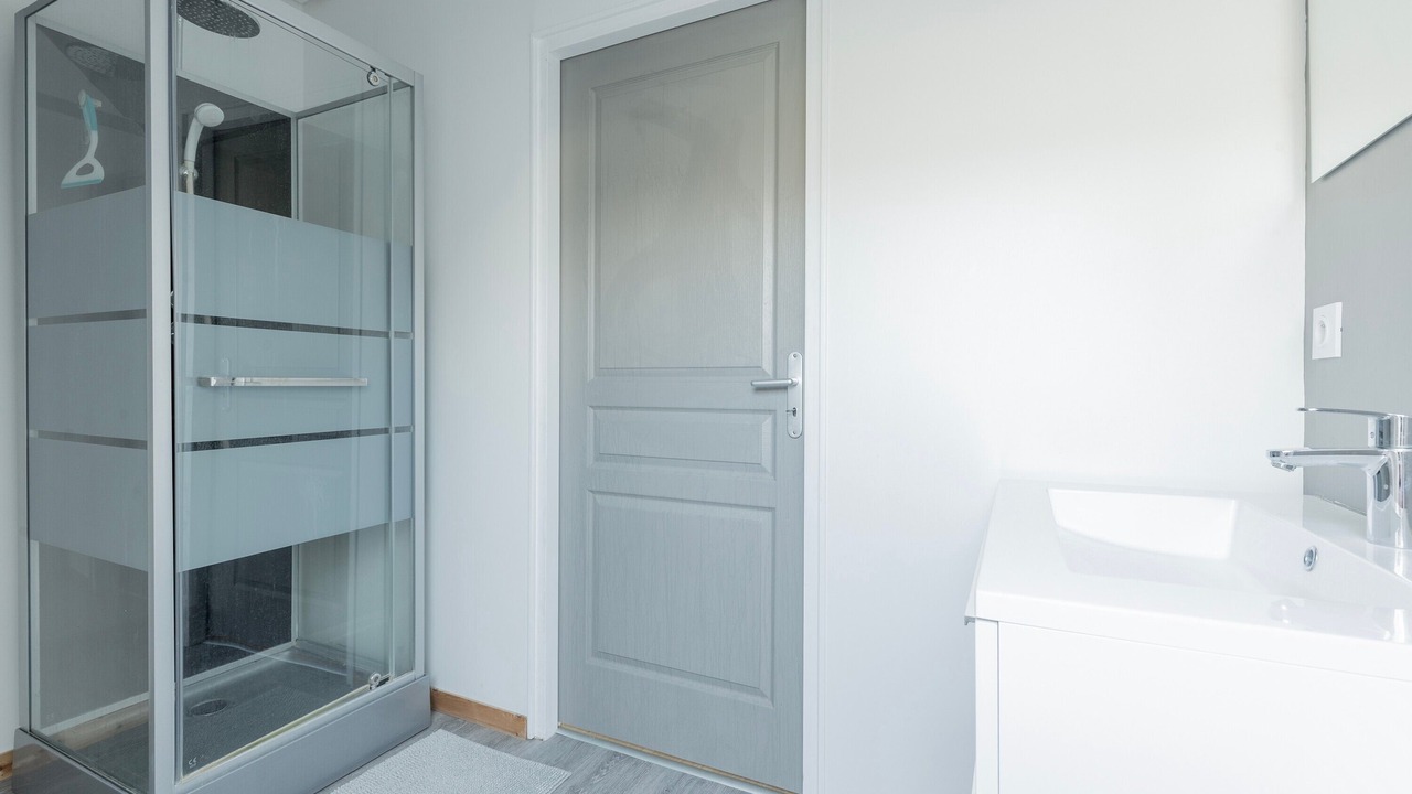 Photo of Bathroom in Baromesnil