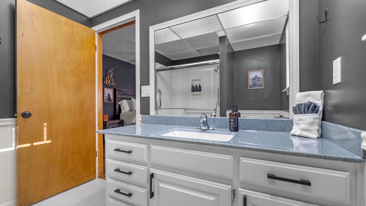 Photo of Bathroom in Theodosia