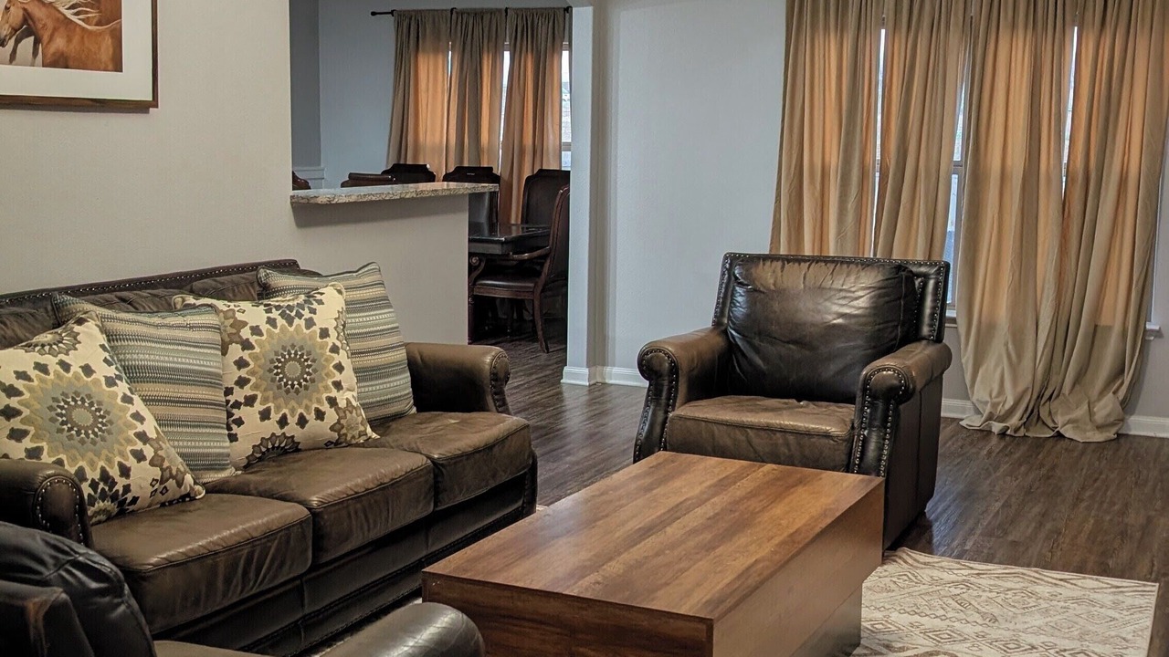 Photo of Livingroom in Sanger