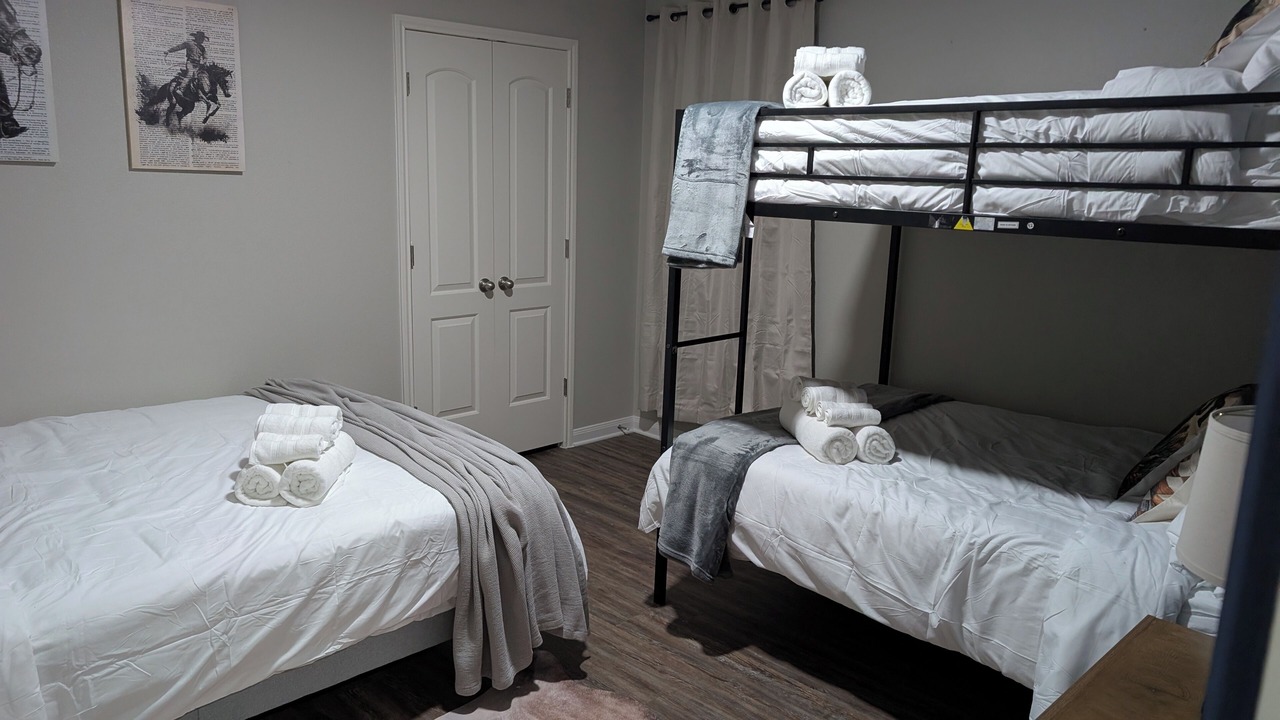 Photo of Bedroom in Sanger