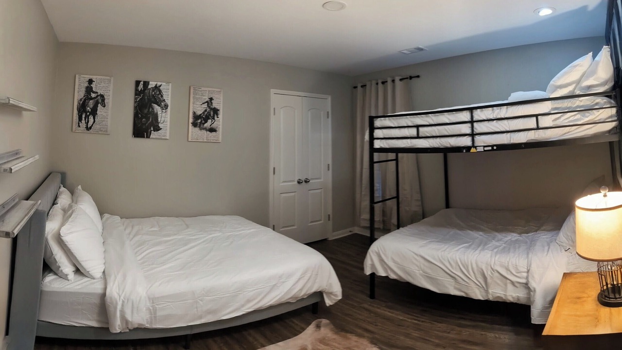 Photo of Bedroom in Sanger