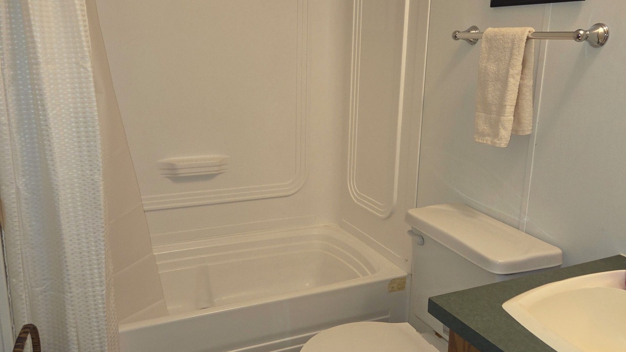 Photo of Bathroom in Nelsonville