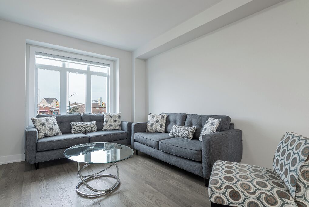 Photo of Livingroom in West Oak Trails